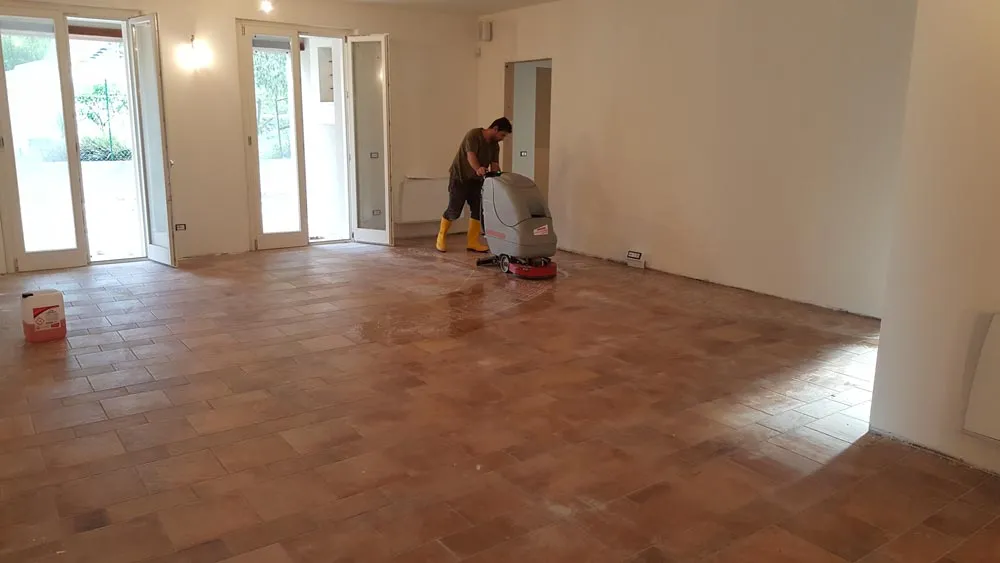 Servizio di pulizia, disinfezione e sanificazione ambienti civili e industriali